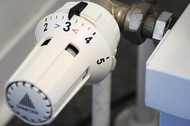 Comment choisir le meilleur thermostat intelligent pour votre maison